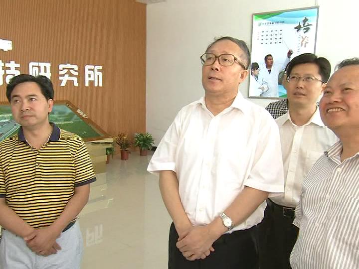 市场·绿色·民生 ——省委书记李鸿忠随州调研侧记